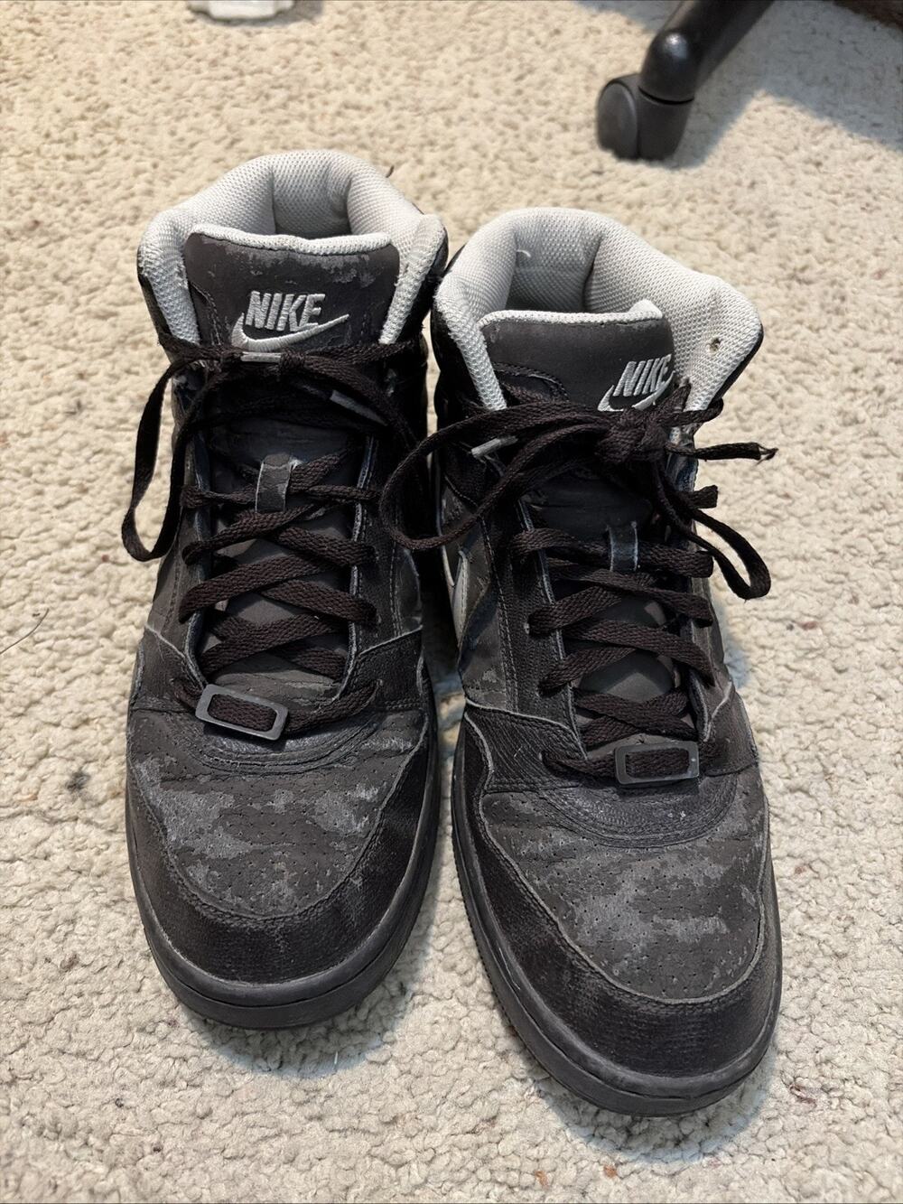 Nike Sneakers Men 10